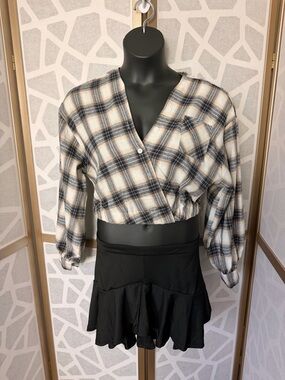 Cream and Navy Plaid Cropped Button-Front Top